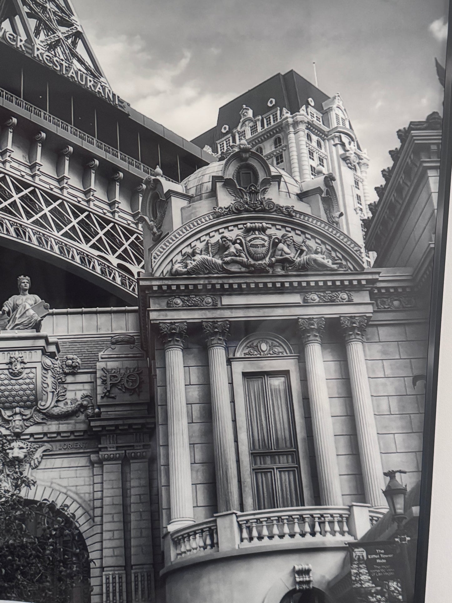 Eiffel Tower (80cm x 120cm)